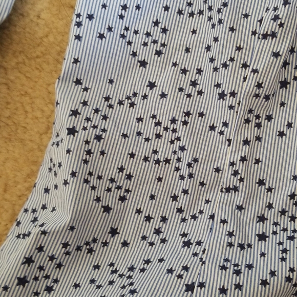 Express Ultimate Essential Shirt - Picture 2 of 3